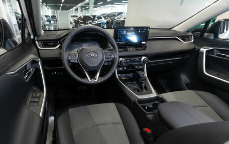 Toyota RAV4, 2025 год, 4 140 000 рублей, 7 фотография