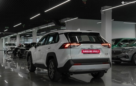 Toyota RAV4, 2025 год, 4 140 000 рублей, 5 фотография