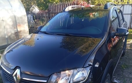Renault Sandero II рестайлинг, 2017 год, 950 000 рублей, 1 фотография