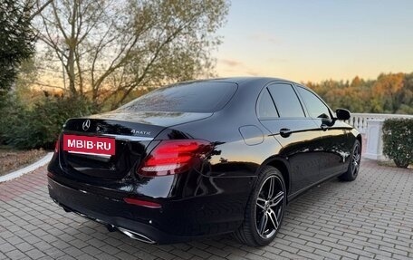 Mercedes-Benz E-Класс, 2017 год, 3 300 000 рублей, 2 фотография