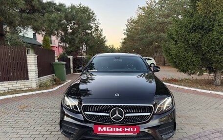 Mercedes-Benz E-Класс, 2017 год, 3 300 000 рублей, 6 фотография