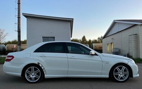 Mercedes-Benz E-Класс, 2010 год, 980 000 рублей, 7 фотография