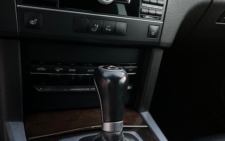 Mercedes-Benz E-Класс, 2010 год, 980 000 рублей, 14 фотография