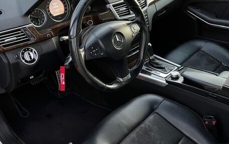 Mercedes-Benz E-Класс, 2010 год, 980 000 рублей, 9 фотография