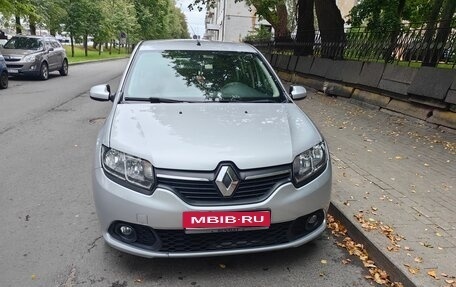 Renault Sandero II рестайлинг, 2018 год, 970 000 рублей, 1 фотография