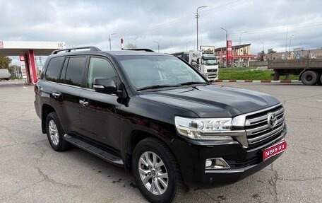 Toyota Land Cruiser 200, 2018 год, 5 900 000 рублей, 1 фотография
