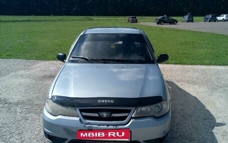 Daewoo Nexia I рестайлинг, 2010 год, 185 000 рублей, 2 фотография