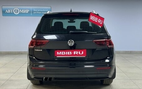 Volkswagen Tiguan II, 2019 год, 2 365 000 рублей, 6 фотография
