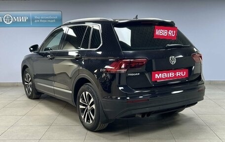 Volkswagen Tiguan II, 2019 год, 2 365 000 рублей, 5 фотография
