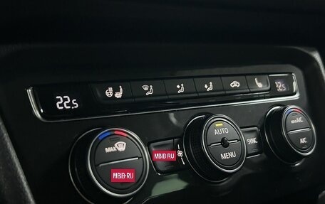 Volkswagen Tiguan II, 2019 год, 2 365 000 рублей, 25 фотография