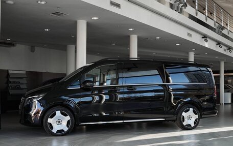 Mercedes-Benz V-Класс, 2025 год, 14 190 000 рублей, 3 фотография