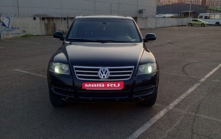 Volkswagen Touareg III, 2005 год, 770 000 рублей, 2 фотография