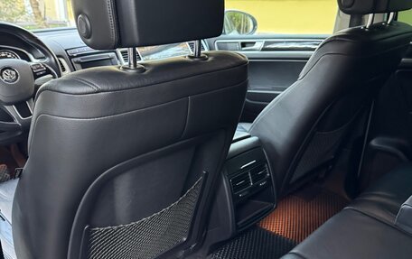 Volkswagen Touareg III, 2015 год, 3 350 000 рублей, 16 фотография