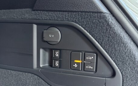 Volkswagen Touareg III, 2015 год, 3 350 000 рублей, 19 фотография
