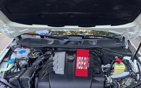 Volkswagen Touareg III, 2015 год, 3 350 000 рублей, 21 фотография