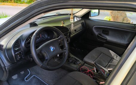 BMW 3 серия, 1991 год, 250 000 рублей, 11 фотография
