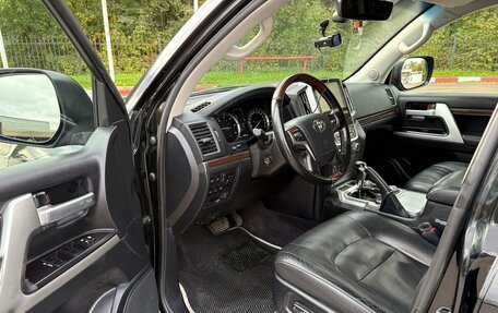 Toyota Land Cruiser 200, 2018 год, 5 900 000 рублей, 23 фотография