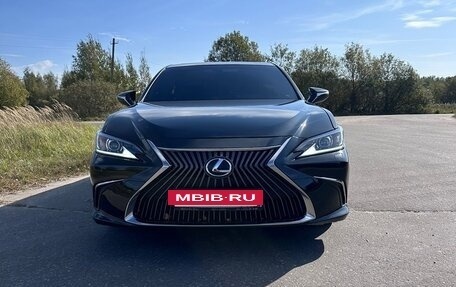 Lexus ES VII, 2020 год, 3 850 000 рублей, 3 фотография