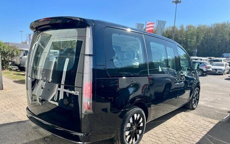 Hyundai Staria, 2025 год, 7 965 000 рублей, 4 фотография