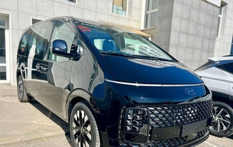 Hyundai Staria, 2025 год, 7 965 000 рублей, 3 фотография