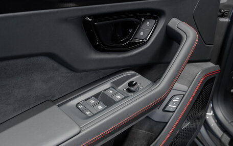 Lamborghini Urus I, 2025 год, 44 320 000 рублей, 27 фотография