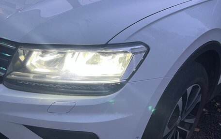 Volkswagen Tiguan II, 2019 год, 2 700 000 рублей, 4 фотография