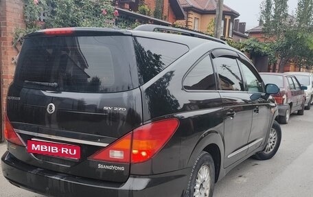 SsangYong Rodius I, 2008 год, 999 000 рублей, 3 фотография