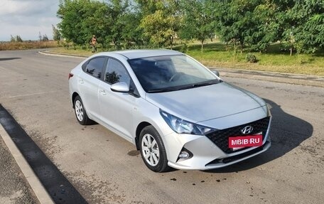Hyundai Solaris II рестайлинг, 2020 год, 1 530 000 рублей, 24 фотография