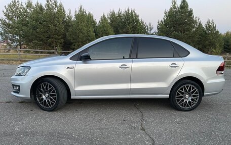 Volkswagen Polo VI (EU Market), 2018 год, 1 150 000 рублей, 3 фотография