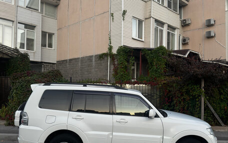 Mitsubishi Pajero IV, 2013 год, 1 850 000 рублей, 4 фотография