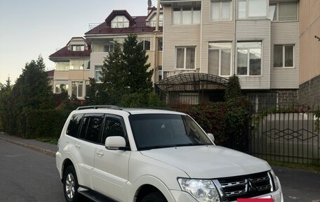 Mitsubishi Pajero IV, 2013 год, 1 850 000 рублей, 3 фотография