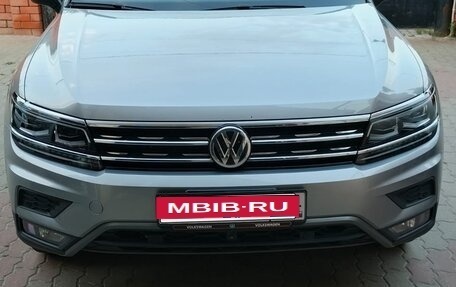 Volkswagen Tiguan II, 2019 год, 3 200 000 рублей, 1 фотография