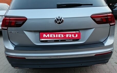 Volkswagen Tiguan II, 2019 год, 3 200 000 рублей, 2 фотография