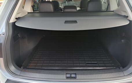 Volkswagen Tiguan II, 2019 год, 3 200 000 рублей, 13 фотография
