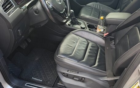 Volkswagen Tiguan II, 2019 год, 3 200 000 рублей, 15 фотография