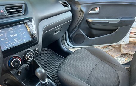 KIA Rio II, 2011 год, 820 000 рублей, 22 фотография