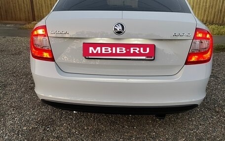 Skoda Rapid I, 2017 год, 1 400 000 рублей, 9 фотография