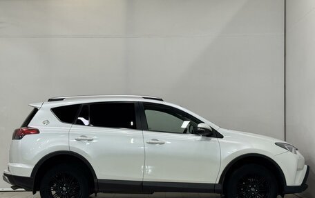 Toyota RAV4, 2018 год, 2 149 000 рублей, 7 фотография