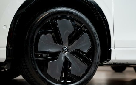 Volkswagen Tiguan, 2025 год, 5 799 000 рублей, 4 фотография