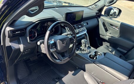 Toyota Land Cruiser, 2021 год, 11 350 000 рублей, 39 фотография