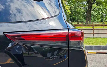 Toyota Highlander, 2022 год, 3 231 555 рублей, 9 фотография