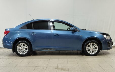 Chevrolet Cruze II, 2013 год, 570 000 рублей, 3 фотография