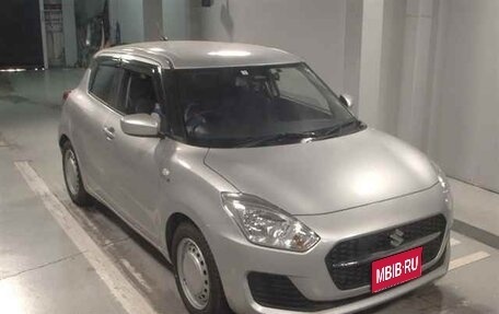 Suzuki Swift V, 2021 год, 980 000 рублей, 1 фотография