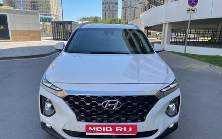 Hyundai Santa Fe III рестайлинг, 2018 год, 2 860 000 рублей, 3 фотография