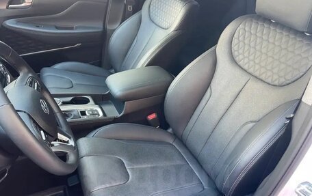 Hyundai Santa Fe III рестайлинг, 2018 год, 2 860 000 рублей, 10 фотография