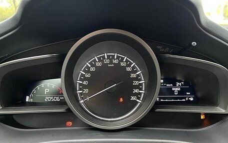 Mazda CX-4, 2021 год, 2 200 000 рублей, 8 фотография