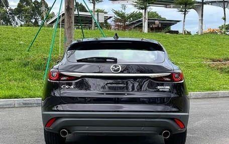 Mazda CX-4, 2021 год, 2 200 000 рублей, 9 фотография