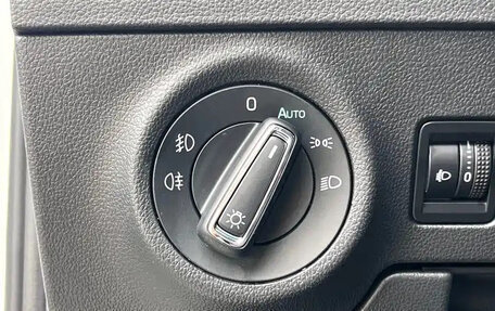 Skoda Karoq I, 2022 год, 1 701 555 рублей, 17 фотография