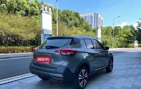 Nissan Kicks I, 2021 год, 1 300 000 рублей, 5 фотография