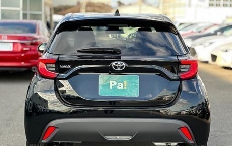 Toyota Yaris, 2021 год, 800 000 рублей, 5 фотография